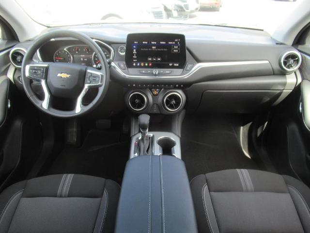 2025 Chevrolet Blazer Vehicle Photo in LEESBURG, FL 34788-4022