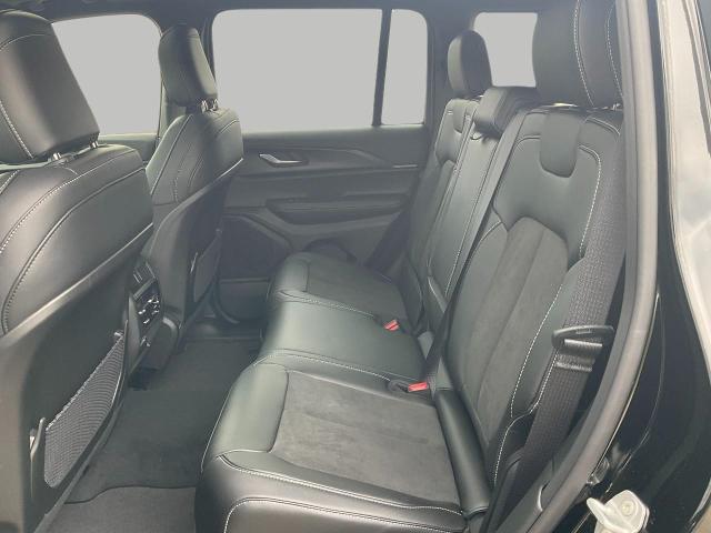 2025 Jeep Grand Cherokee Vehicle Photo in Kaukauna, WI 54130