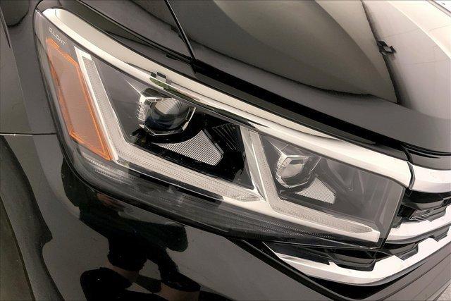 2023 Volkswagen Atlas Vehicle Photo in KANSAS CITY, MO 64114-4502