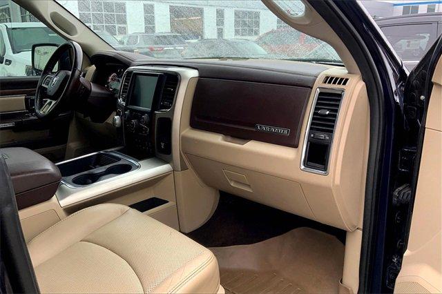 2017 Ram 1500 Vehicle Photo in TOPEKA, KS 66609-0000