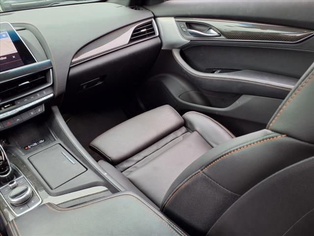2022 Cadillac CT5 Vehicle Photo in SMITHTOWN, NY 11787-5023