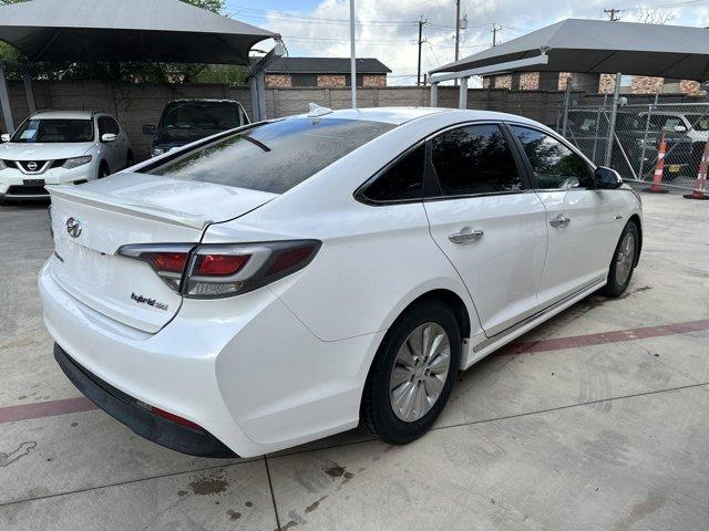 2016 Hyundai SONATA Hybrid Vehicle Photo in San Antonio, TX 78209