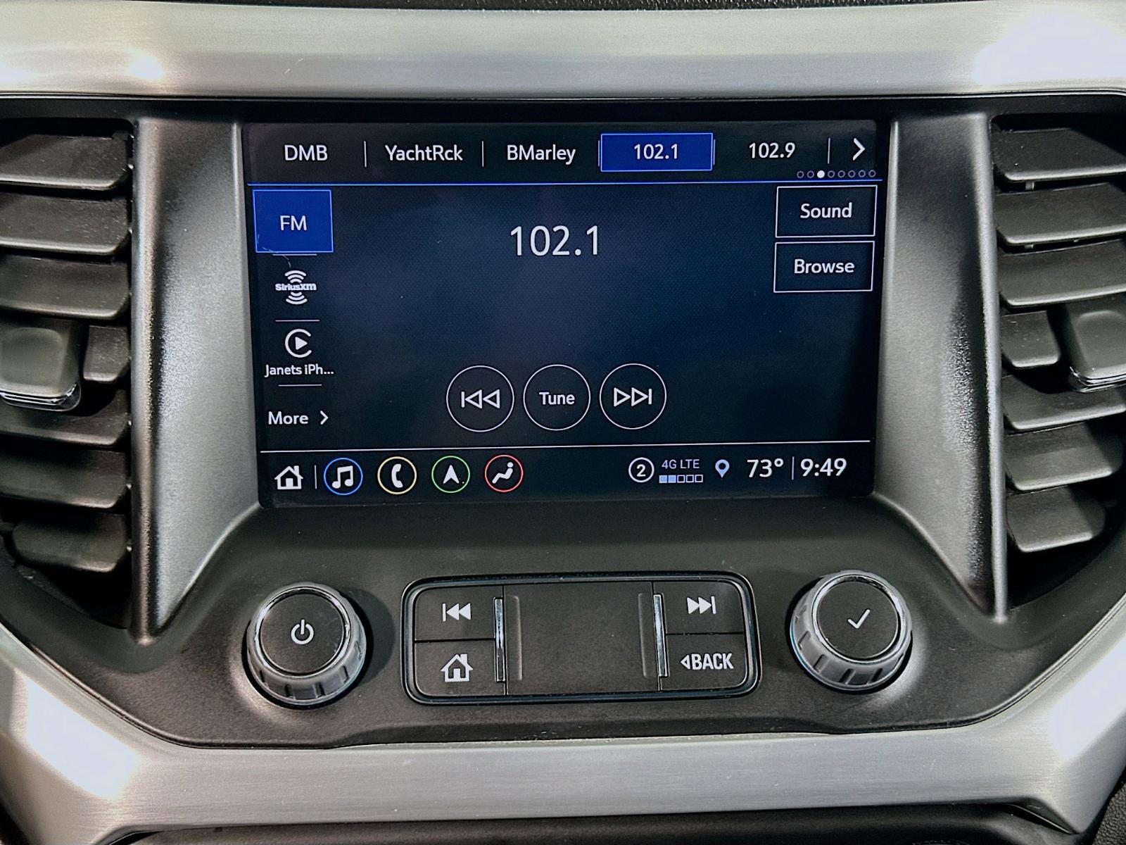 2023 GMC Acadia Vehicle Photo in Langhorne, PA 19047