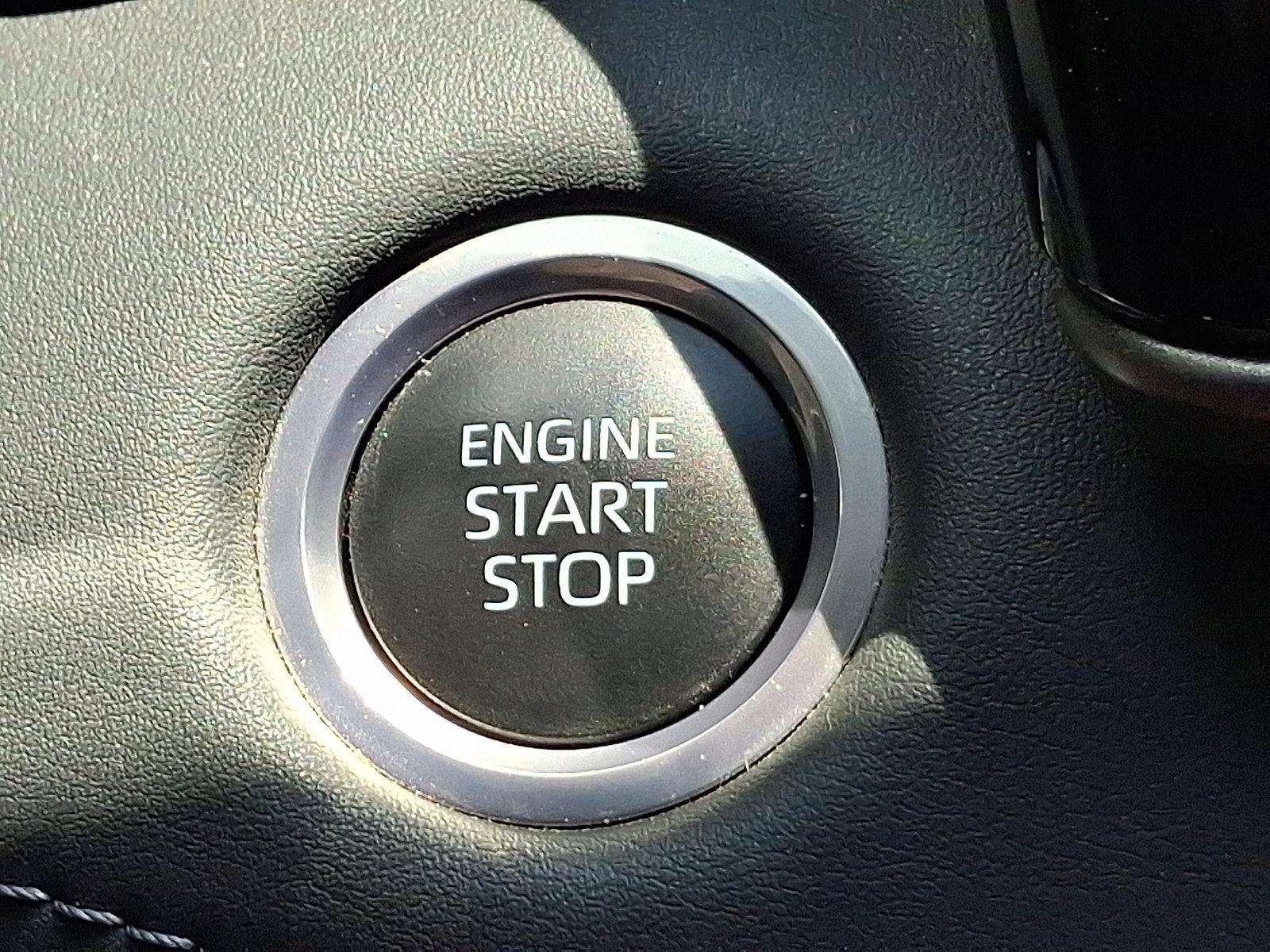 2024 Toyota Highlander Vehicle Photo in Trevose, PA 19053