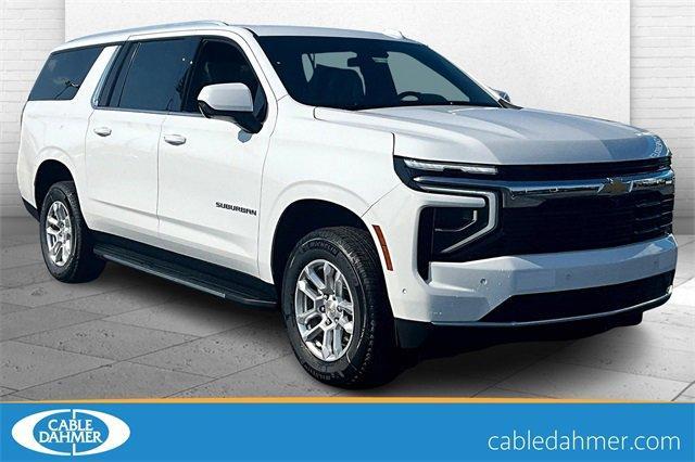 2025 Chevrolet Suburban Vehicle Photo in TOPEKA, KS 66609-0000