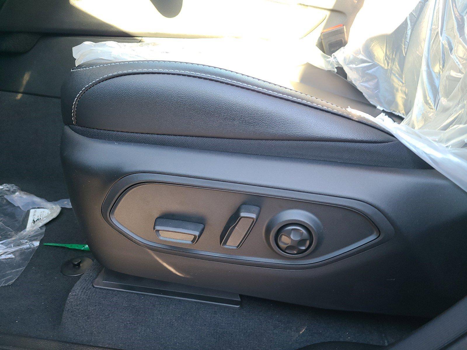 2024 Jeep Grand Cherokee 4xe Vehicle Photo in Mechanicsburg, PA 17050-1707