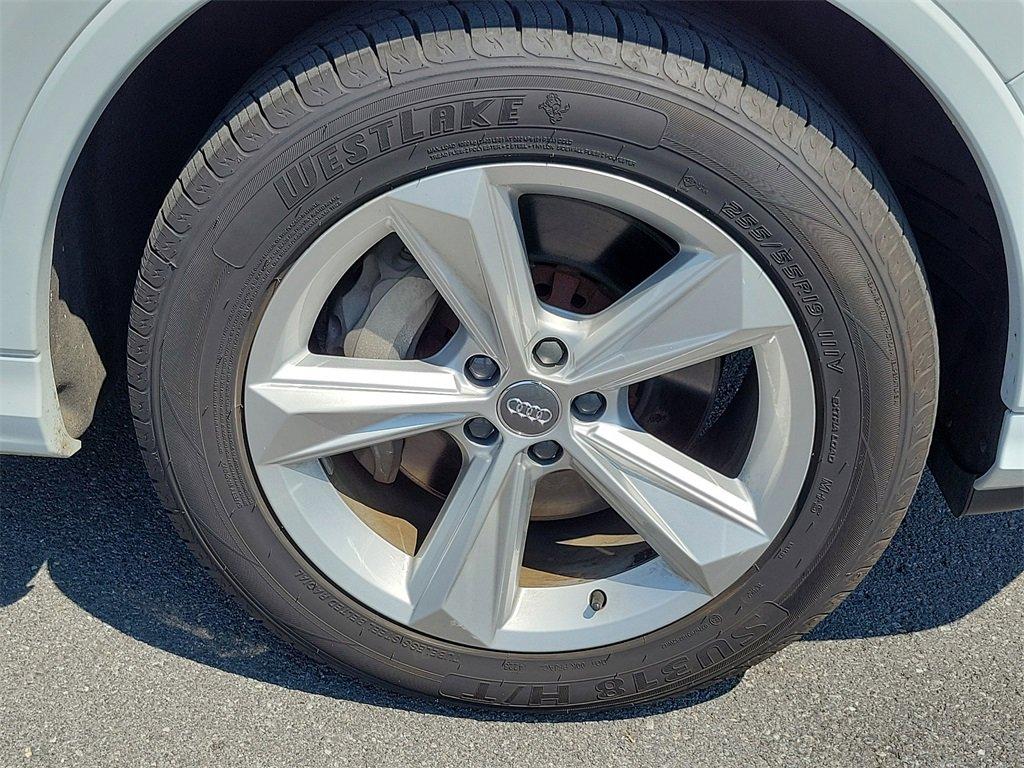 2020 Audi Q7 Vehicle Photo in Muncy, PA 17756