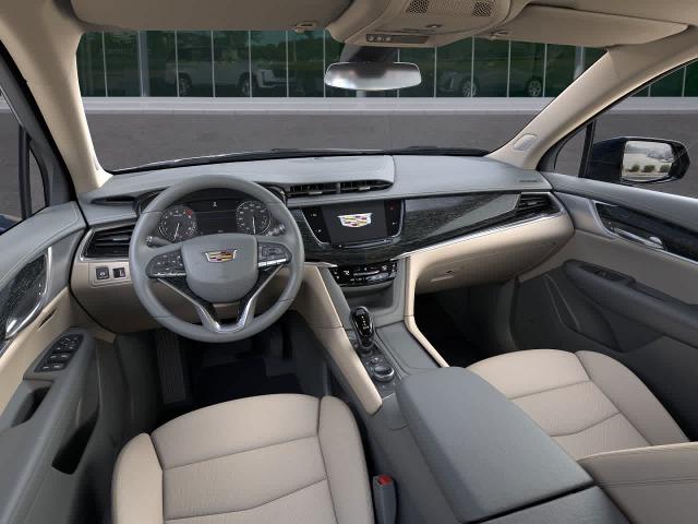 2025 Cadillac XT6 Vehicle Photo in POMPANO BEACH, FL 33064-7091