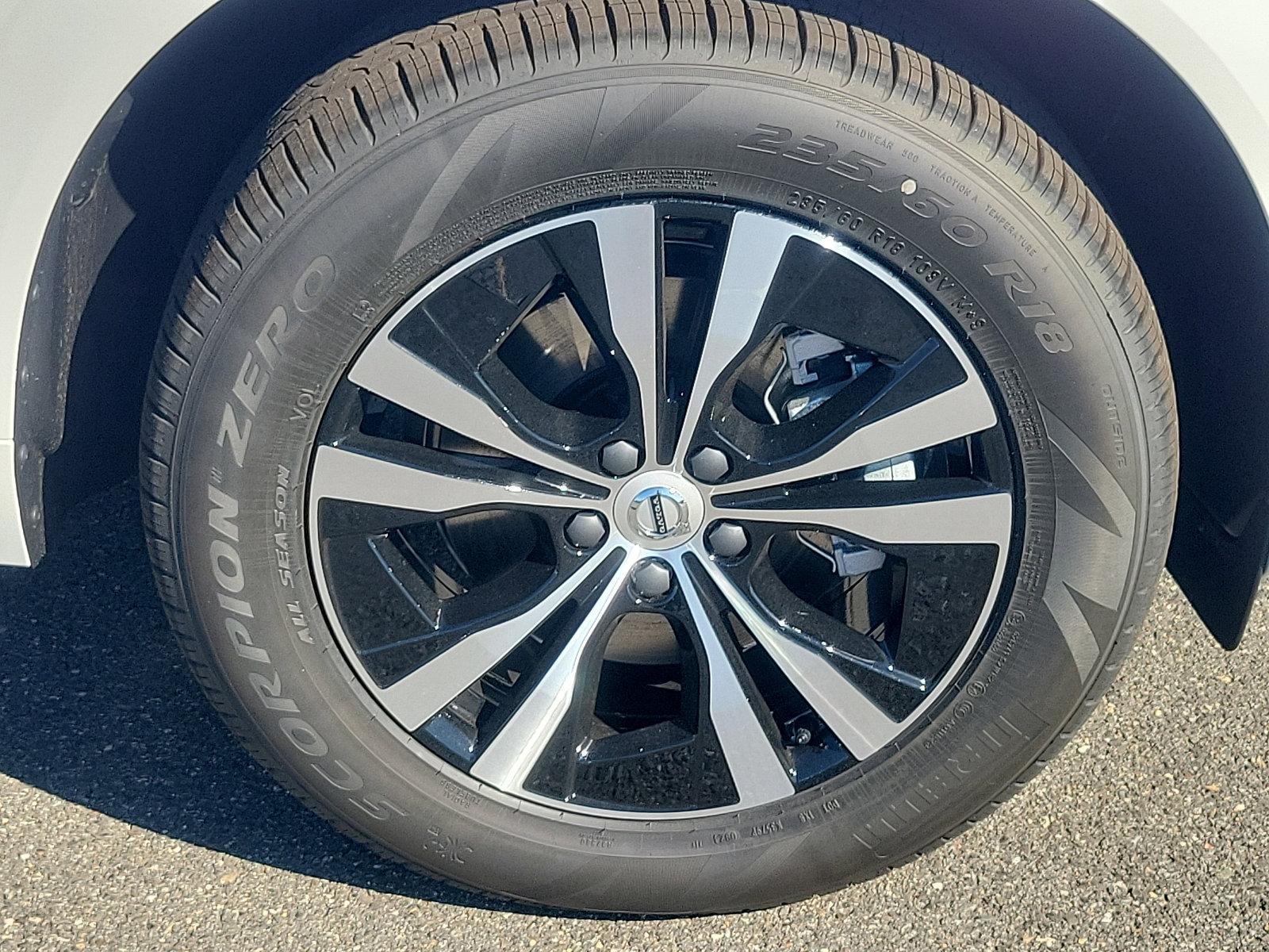 2025 Volvo XC60 Vehicle Photo in Trevose, PA 19053
