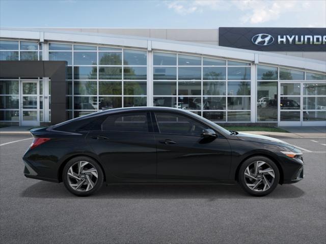 2025 Hyundai ELANTRA Vehicle Photo in Peoria, IL 61615