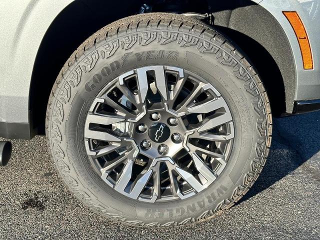 2025 Chevrolet Tahoe Vehicle Photo in COLUMBIA, MO 65203-3903