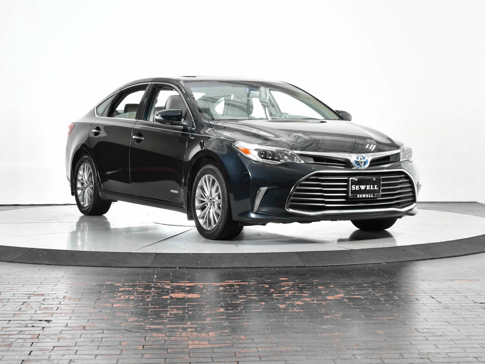 2016 Toyota Avalon Hybrid Vehicle Photo in DALLAS, TX 75235