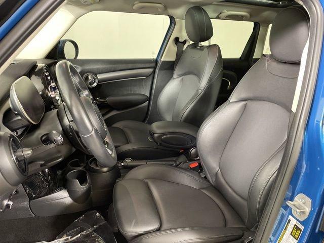 2024 MINI Hardtop 4 Door Vehicle Photo in PHOENIX, AZ 85014-3381