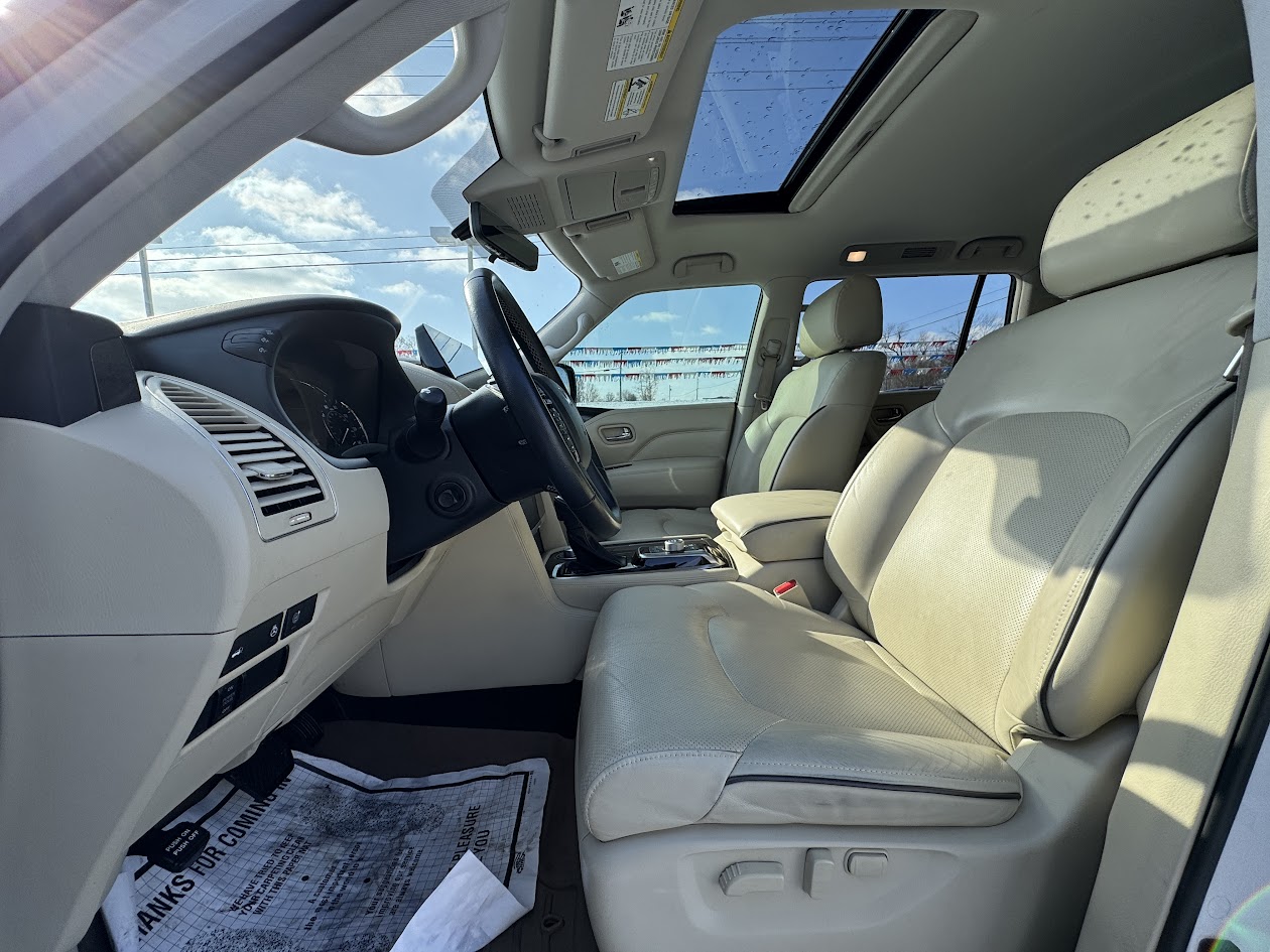 2022 INFINITI QX80 Vehicle Photo in BOONVILLE, IN 47601-9633