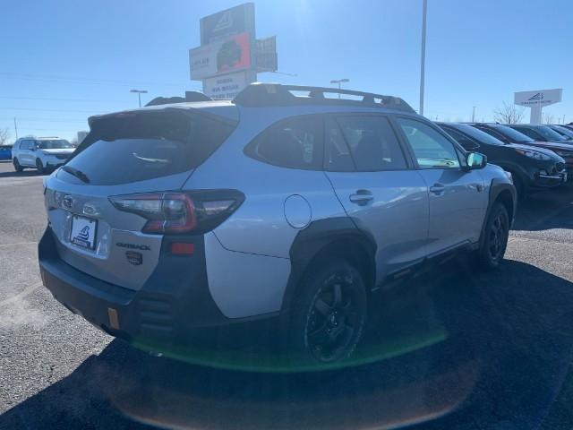 2025 Subaru Outback Vehicle Photo in Oshkosh, WI 54904