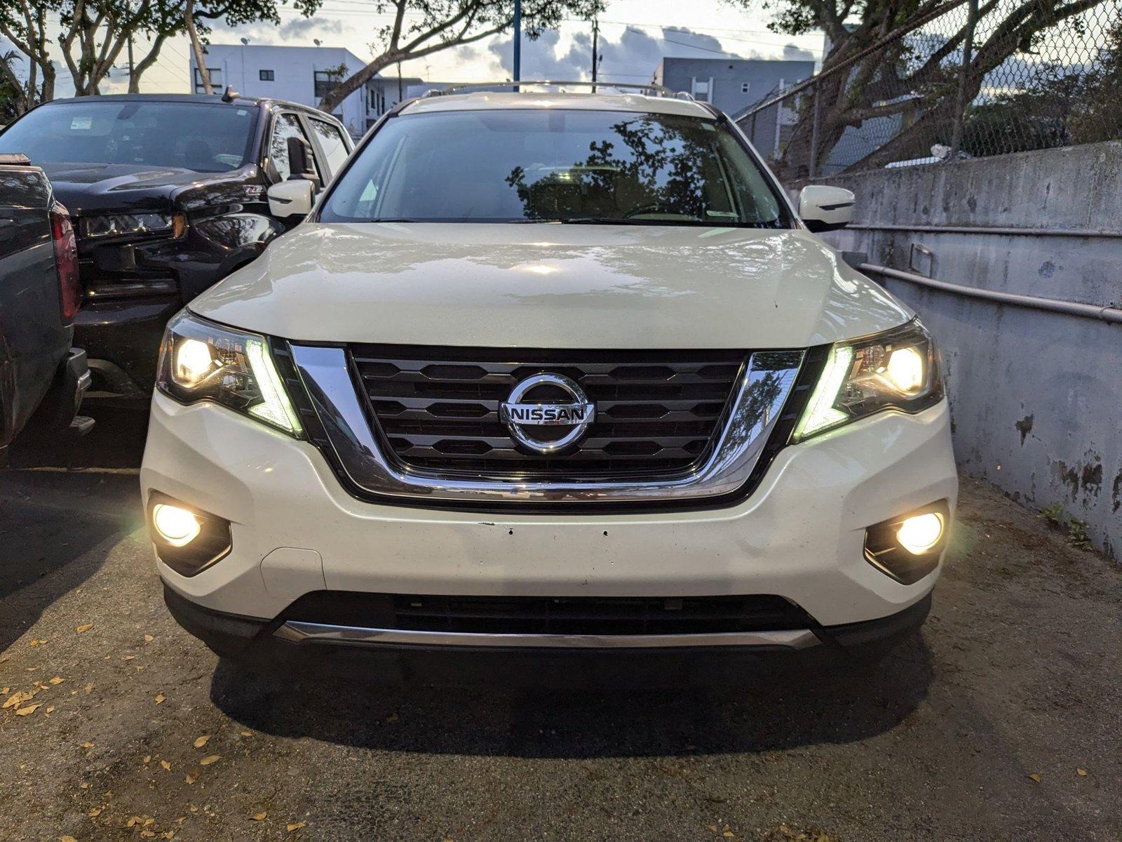 2019 Nissan Pathfinder Vehicle Photo in MIAMI, FL 33134-2699