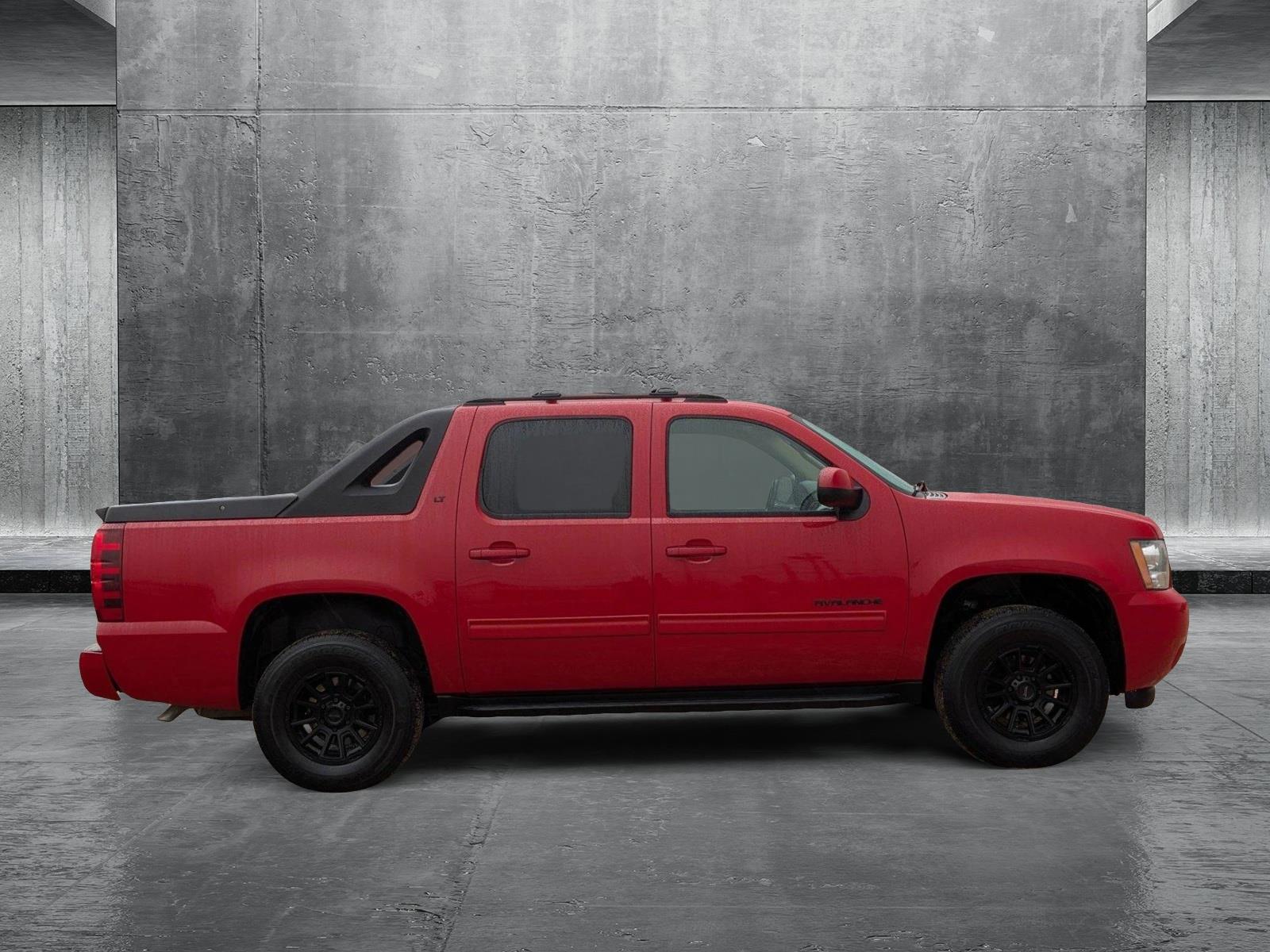 2011 Chevrolet Avalanche Vehicle Photo in WACO, TX 76710-2592