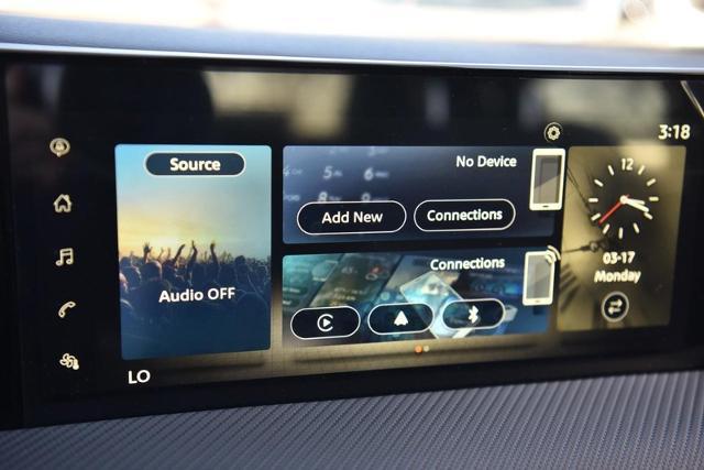 2025 Nissan Kicks Vehicle Photo in Ballwin, MO 63011
