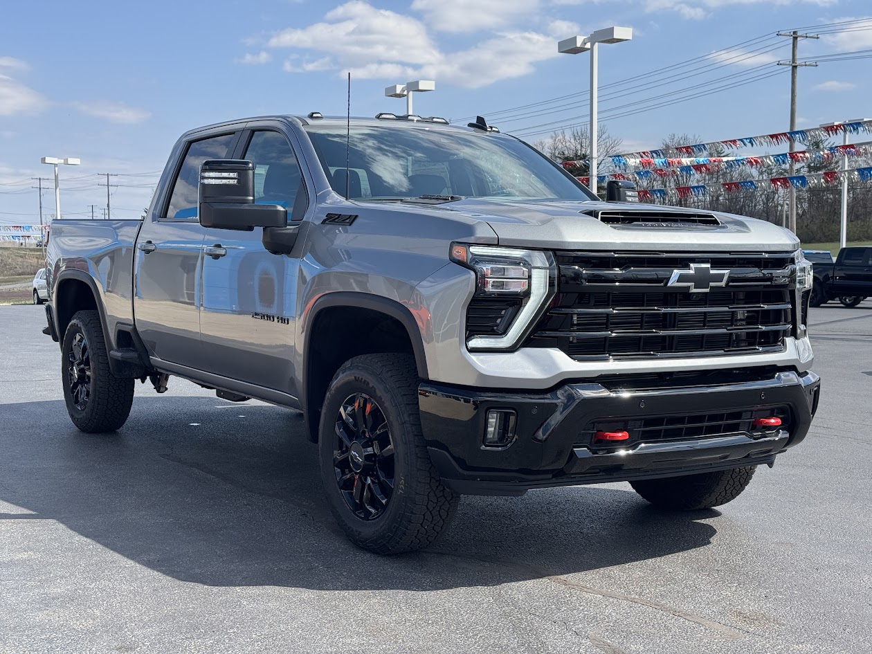 2025 Chevrolet Silverado 2500 HD Vehicle Photo in BOONVILLE, IN 47601-9633