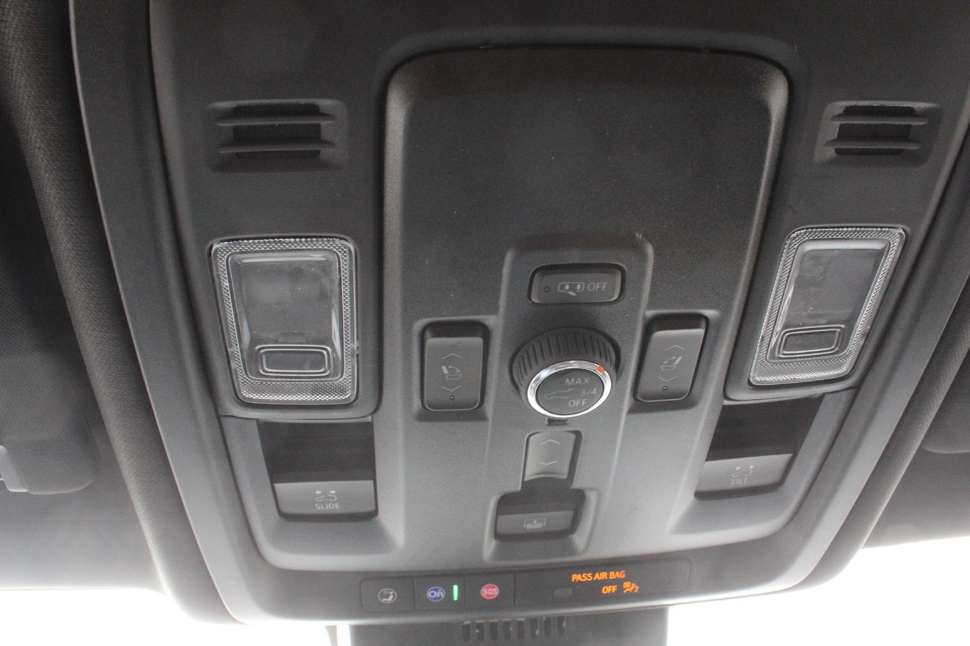 2025 GMC Yukon XL Vehicle Photo in AURORA, CO 80012-4011