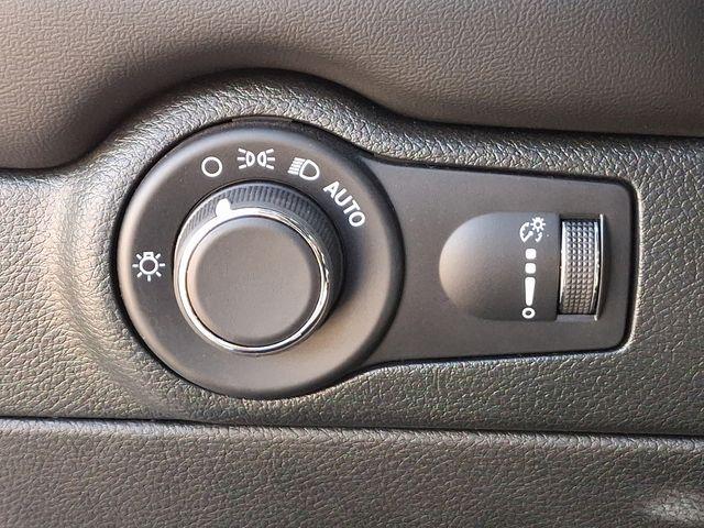 2024 Dodge Durango Vehicle Photo in DANBURY, CT 06810-5034