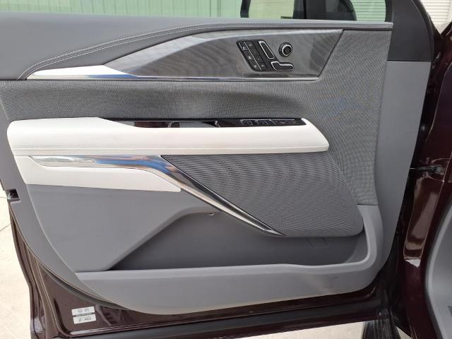 2025 Cadillac Escalade IQ Vehicle Photo in Tampa, FL 33612