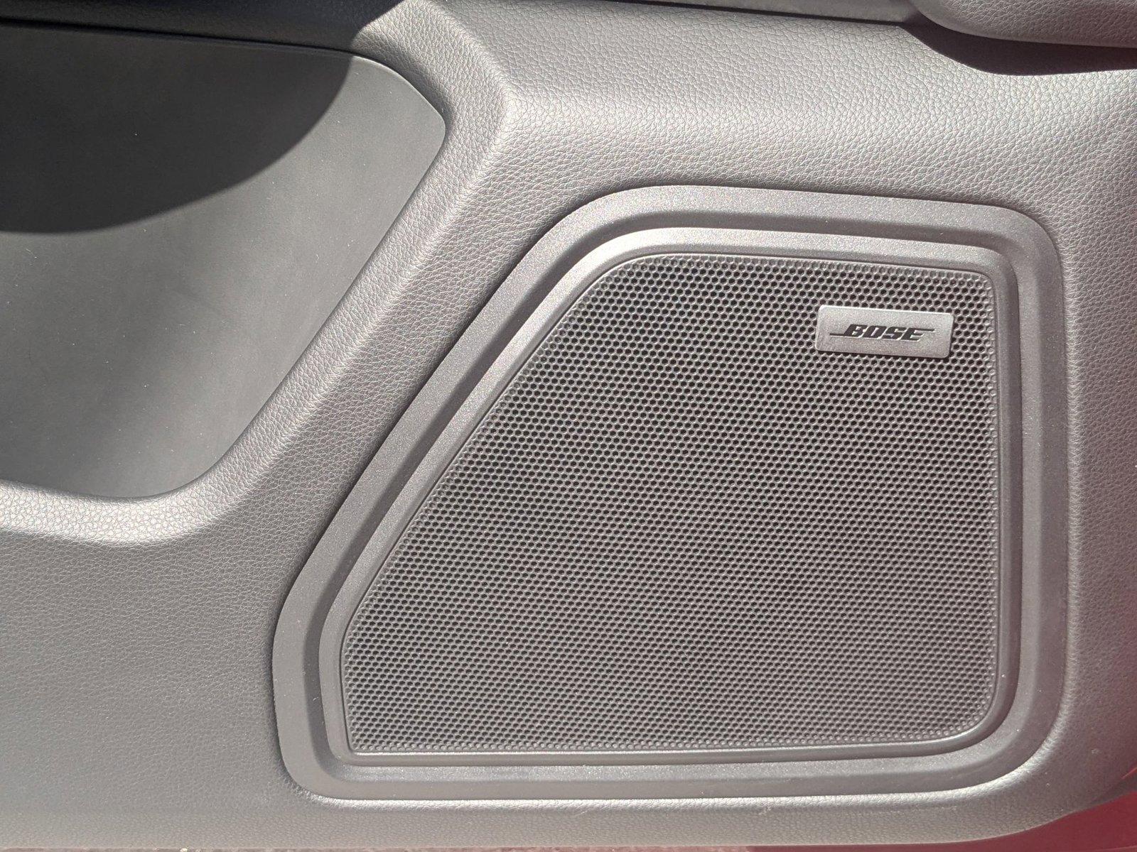 2025 Porsche Macan Vehicle Photo in Towson, MD 21204