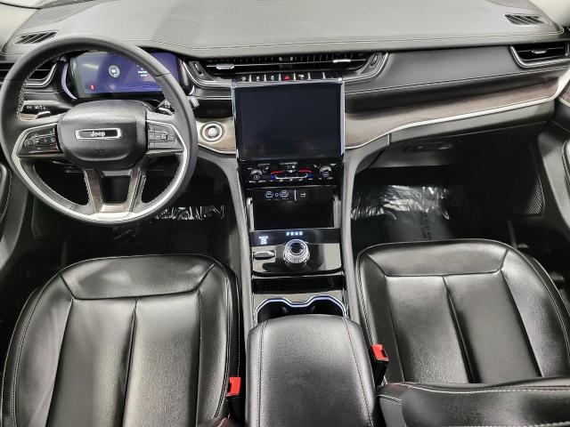 2023 Jeep Grand Cherokee L Vehicle Photo in Kaukauna, WI 54130