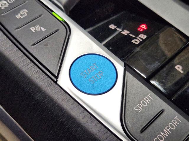 2025 BMW i4 Vehicle Photo in GRAPEVINE, TX 76051