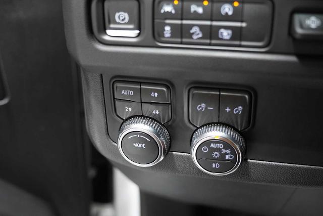 2023 GMC Yukon Vehicle Photo in GRAPEVINE, TX 76051