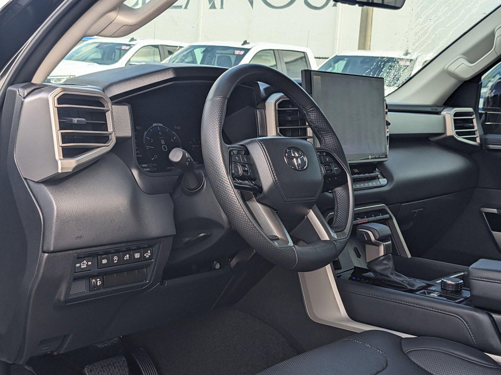 2024 Toyota Tundra 4WD Vehicle Photo in MIAMI, FL 33172-3015