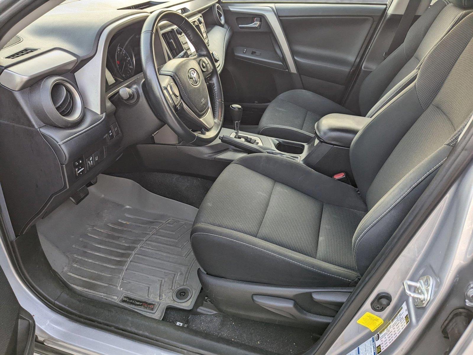 2018 Toyota RAV4 Vehicle Photo in Davie, FL 33331