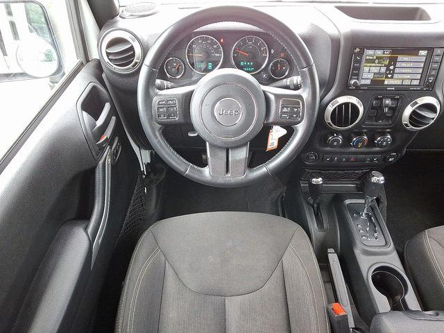 2017 Jeep Wrangler Unlimited Vehicle Photo in DANBURY, CT 06810-5034