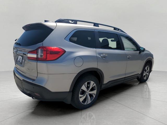 2020 Subaru Ascent Vehicle Photo in Green Bay, WI 54304