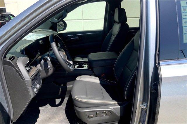 2025 Chevrolet Tahoe Vehicle Photo in TOPEKA, KS 66609-0000