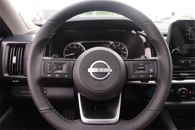 2025 Nissan Pathfinder Vehicle Photo in Hazelwood, MO 63042
