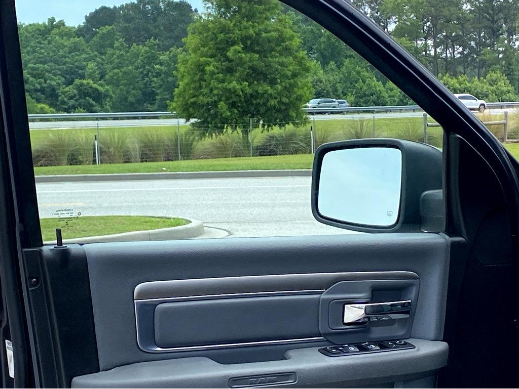 2019 Ram 1500 Classic Vehicle Photo in POOLER, GA 31322-3252