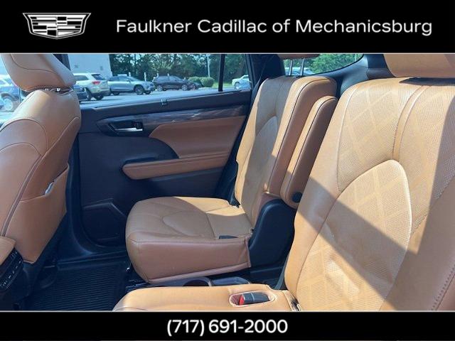 2022 Toyota Highlander Vehicle Photo in MECHANICSBURG, PA 17050-1707