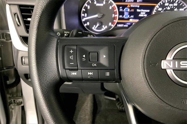 2024 Nissan Rogue Vehicle Photo in KANSAS CITY, MO 64114-4502