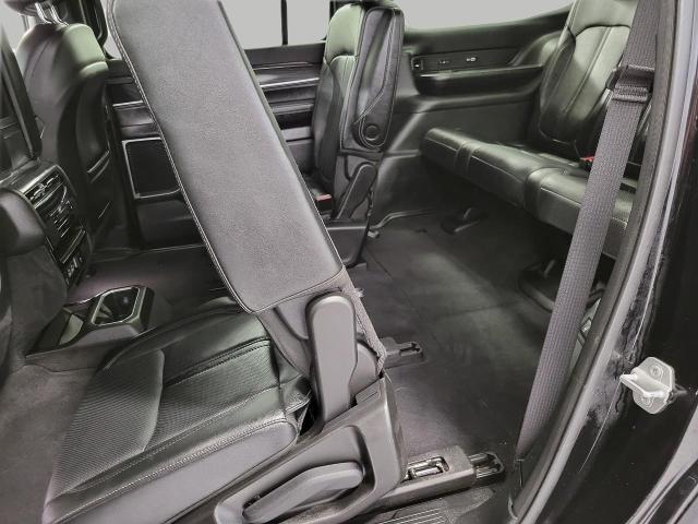 2023 Jeep Wagoneer Vehicle Photo in GREEN BAY, WI 54303-3330