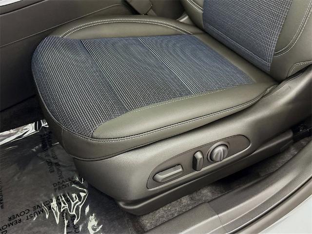 2025 Buick Envista Vehicle Photo in PUYALLUP, WA 98371-4149