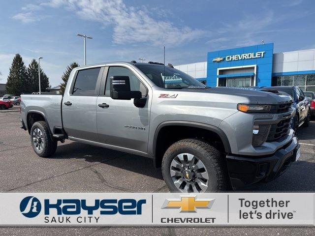 2026 Chevrolet Silverado 2500HD Custom Crew Cab 4WD