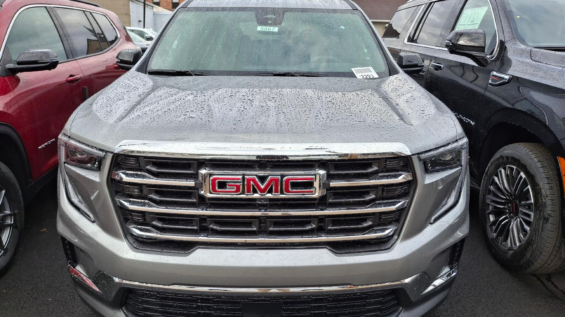 View vehicle photo 2