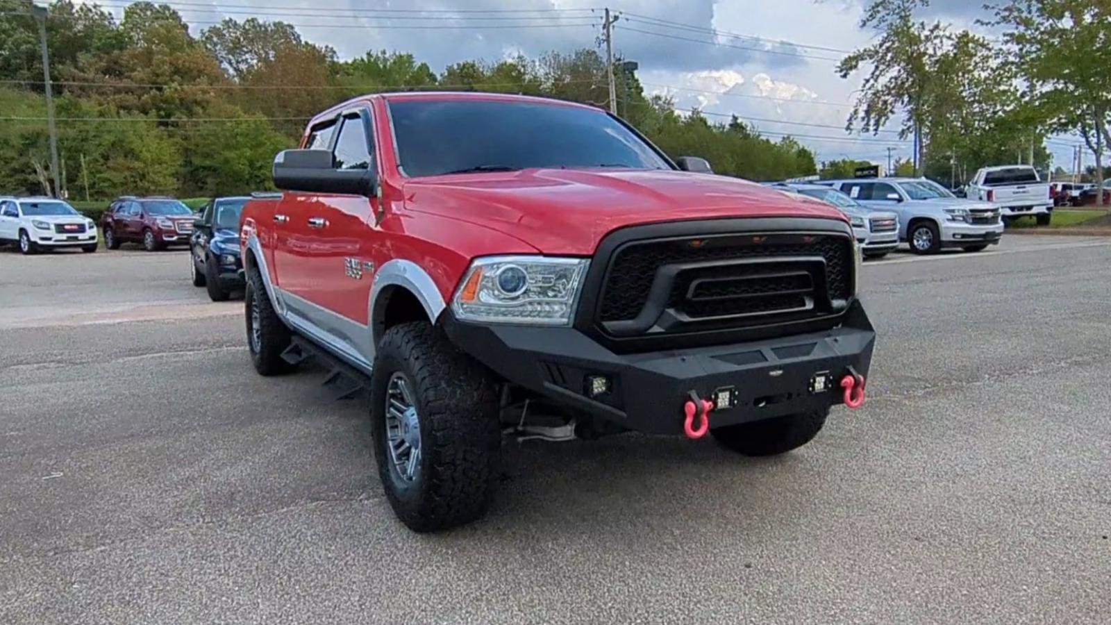 2017 Ram 1500 Vehicle Photo in BARTLETT, TN 38133-4101