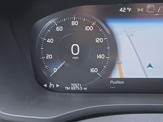 2021 Volvo XC60 Vehicle Photo in NEDERLAND, TX 77627-8017