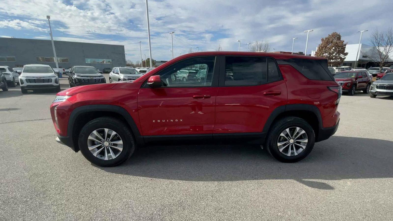 2025 Chevrolet Equinox Vehicle Photo in BENTONVILLE, AR 72712-4322