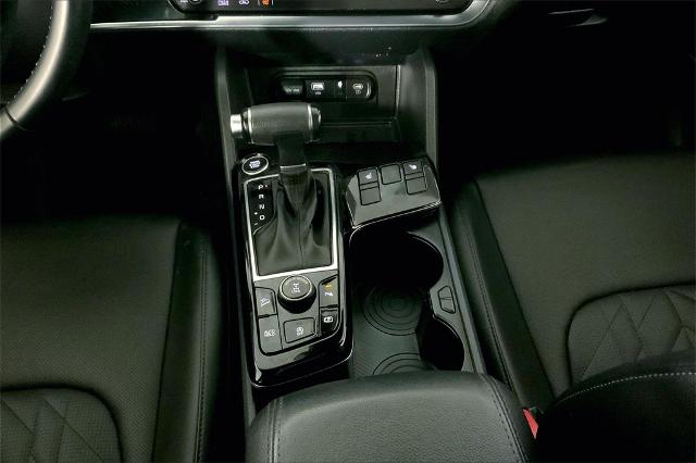 2024 Kia Sportage Vehicle Photo in Lees Summit, MO 64086