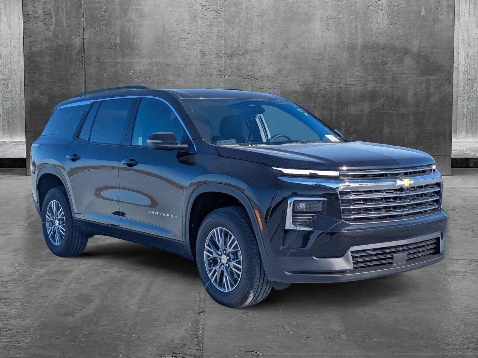 2025 Chevrolet Traverse Vehicle Photo in PEMBROKE PINES, FL 33024-6534