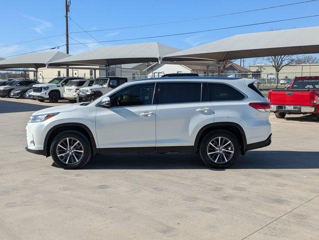 2019 Toyota Highlander Vehicle Photo in SELMA, TX 78154-1459