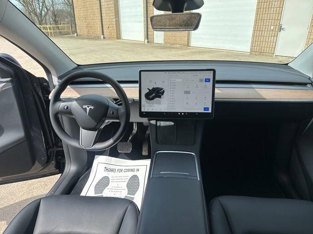 2024 Tesla Model Y Vehicle Photo in MEDINA, OH 44256-9631